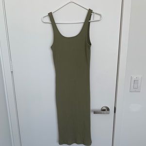 Aritzia Wilfred Stretchy Ribbed Tank Midi Dress